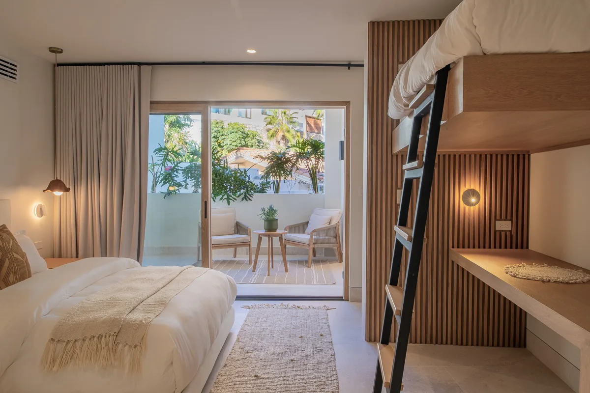 The bunk suite